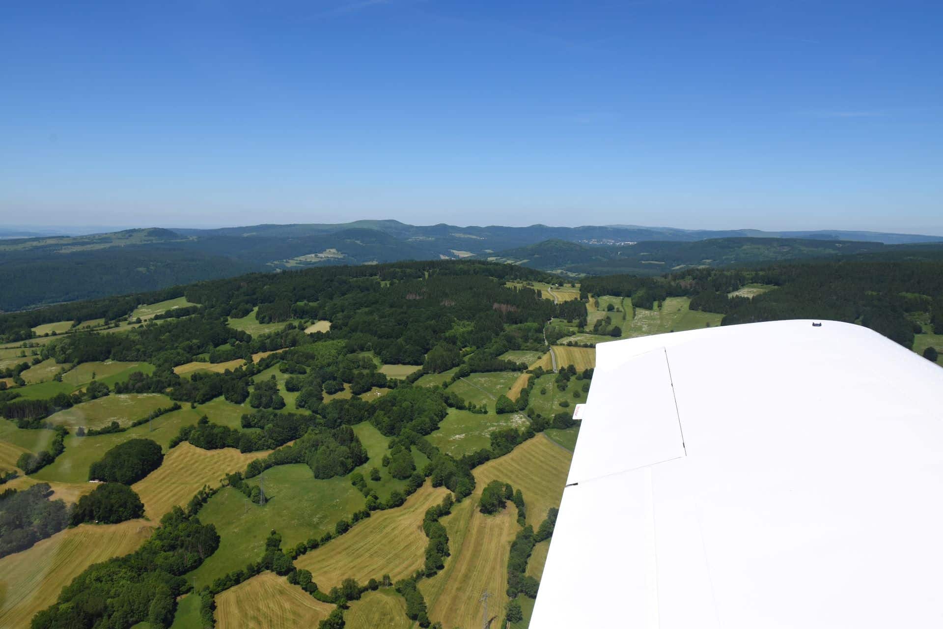 Flugstunde Tour - Mit dem Ultraleichtflugzeug zur Wasserkuppe - Rhön
